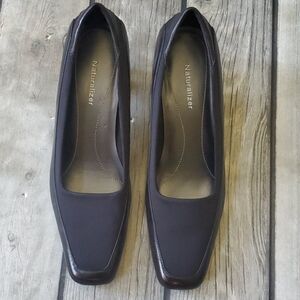 Black Naturalizer Pumps 838N19  Sz 9W